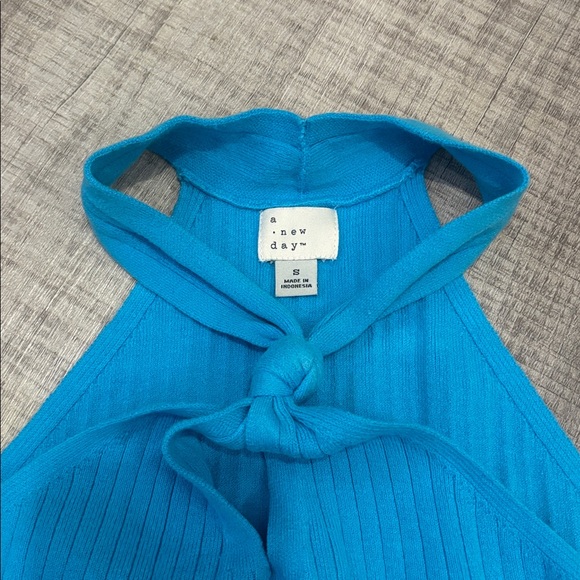 a new day blue blouse - Picture 4 of 5